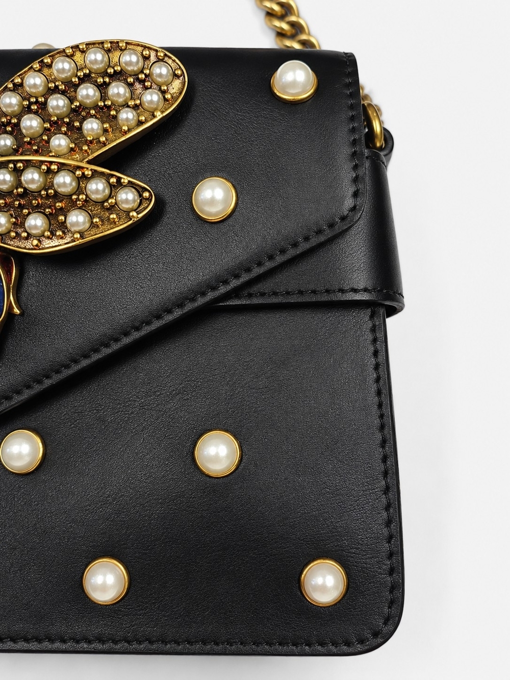Gucci Broadway Pearly bee embellished leather mini - Picture 4 of 8